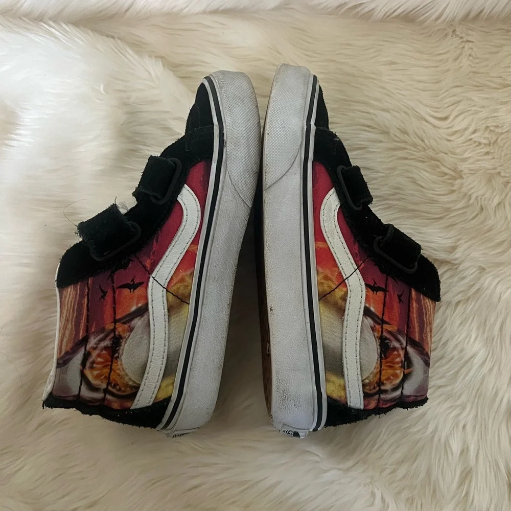VANS - Picture 5 of 8